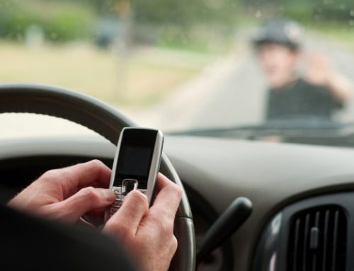 Should Texting While Driving be Banned in AZ?