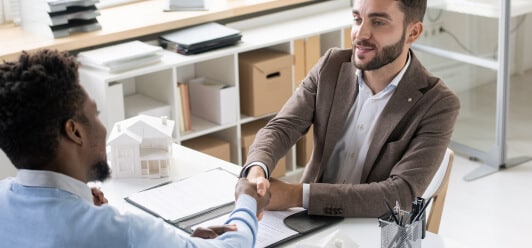 Client Hiring a DUI Lawyer in Tucson for Effective Defense